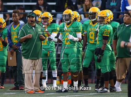 Thumbnail 2 in  Harvard-Westlake vs. Jefferson photogallery.