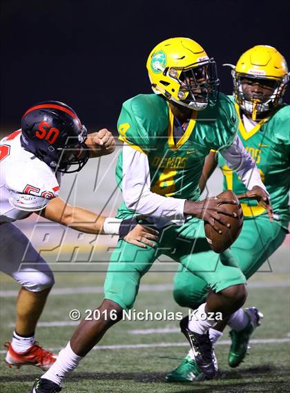 Thumbnail 1 in  Harvard-Westlake vs. Jefferson photogallery.