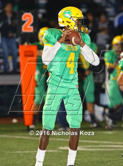 Thumbnail 2 in  Harvard-Westlake vs. Jefferson photogallery.