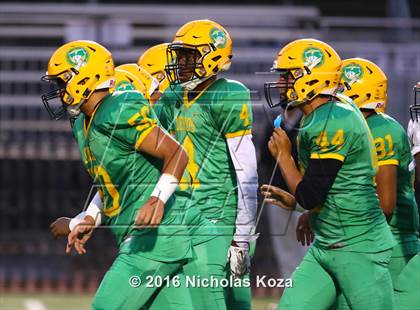 Thumbnail 2 in  Harvard-Westlake vs. Jefferson photogallery.