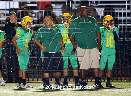 Thumbnail 3 in  Harvard-Westlake vs. Jefferson photogallery.