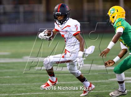 Thumbnail 3 in  Harvard-Westlake vs. Jefferson photogallery.
