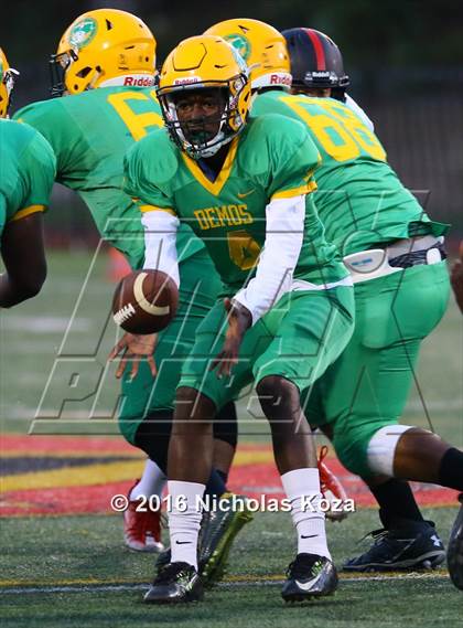 Thumbnail 2 in  Harvard-Westlake vs. Jefferson photogallery.