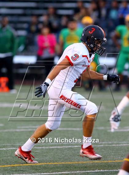 Thumbnail 2 in  Harvard-Westlake vs. Jefferson photogallery.