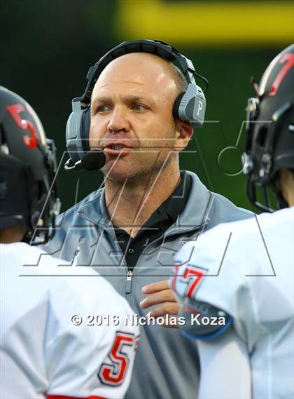 Thumbnail 2 in  Harvard-Westlake vs. Jefferson photogallery.