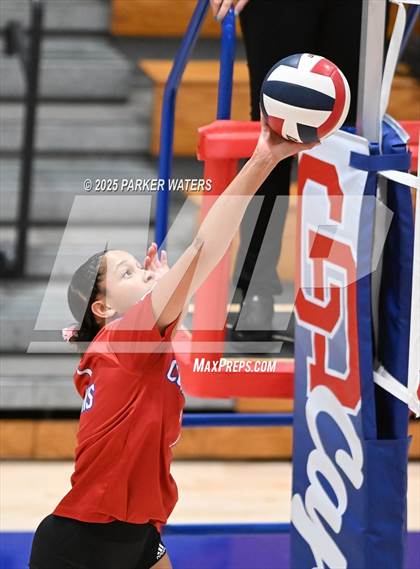 Thumbnail 2 in JV: Assumption @ Metairie Park Country Day photogallery.