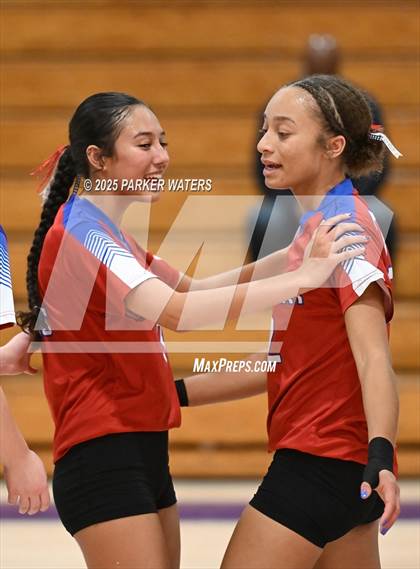 Thumbnail 1 in JV: Assumption @ Metairie Park Country Day photogallery.