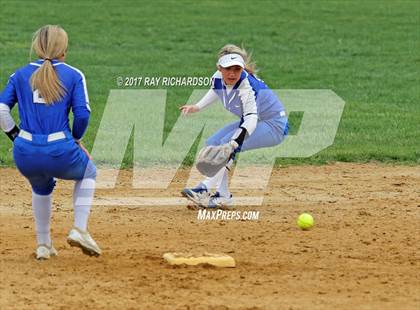 Thumbnail 2 in Donovan Catholic vs. Manchester photogallery.