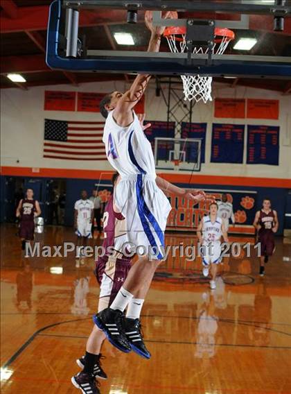 Thumbnail 1 in Cobden vs Egyptian (37th Annual Christopher Turkey Tournament) photogallery.
