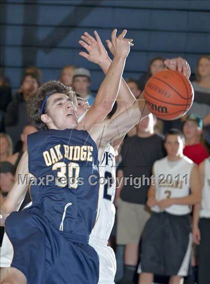 Thumbnail 3 in Oak Ridge @ Vista del Lago photogallery.