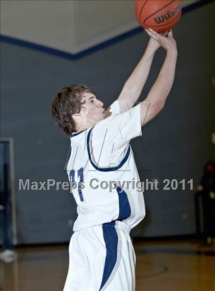 Thumbnail 1 in Oak Ridge @ Vista del Lago photogallery.