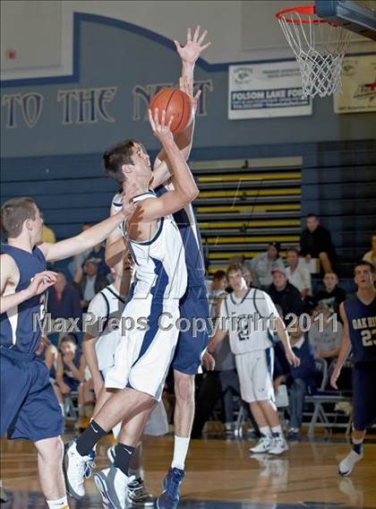 Thumbnail 2 in Oak Ridge @ Vista del Lago photogallery.