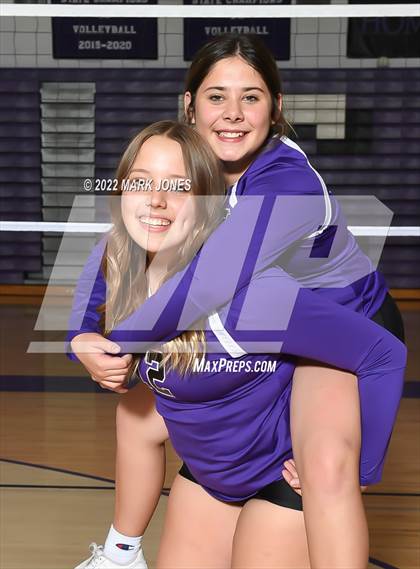 Thumbnail 1 in Northwest Christian - FR/SO Team Pictures photogallery.