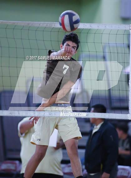 Thumbnail 2 in Hollywood vs Kennedy (CIF LACS D3 Final) photogallery.