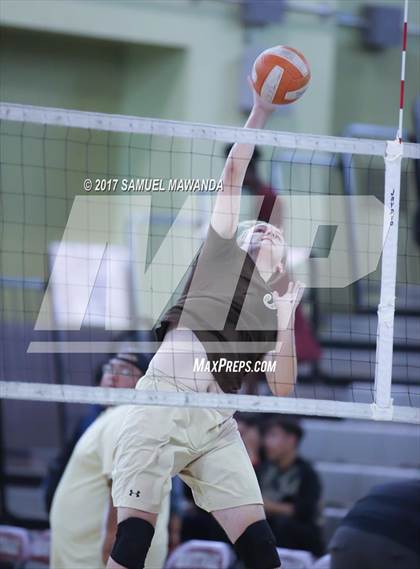 Thumbnail 2 in Hollywood vs Kennedy (CIF LACS D3 Final) photogallery.