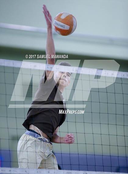 Thumbnail 2 in Hollywood vs Kennedy (CIF LACS D3 Final) photogallery.