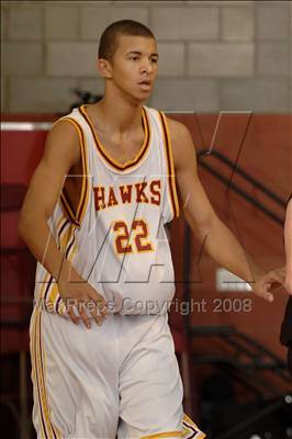 Thumbnail 2 in Servite vs. Ocean View (Nike Extravaganza) photogallery.