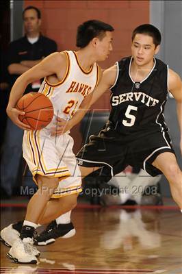 Thumbnail 3 in Servite vs. Ocean View (Nike Extravaganza) photogallery.