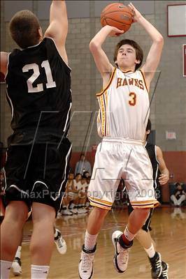 Thumbnail 2 in Servite vs. Ocean View (Nike Extravaganza) photogallery.
