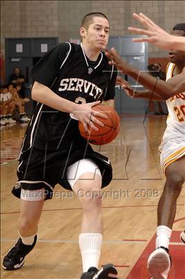 Thumbnail 3 in Servite vs. Ocean View (Nike Extravaganza) photogallery.