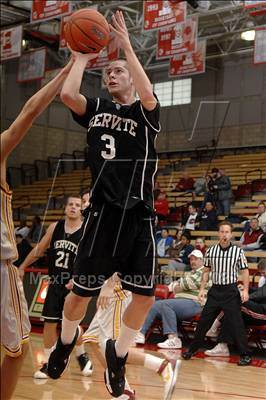 Thumbnail 1 in Servite vs. Ocean View (Nike Extravaganza) photogallery.