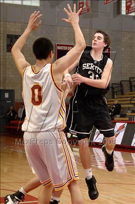 Thumbnail 1 in Servite vs. Ocean View (Nike Extravaganza) photogallery.