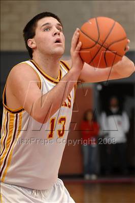 Thumbnail 3 in Servite vs. Ocean View (Nike Extravaganza) photogallery.