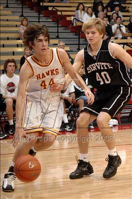Thumbnail 3 in Servite vs. Ocean View (Nike Extravaganza) photogallery.