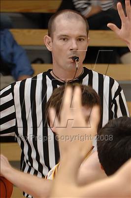 Thumbnail 3 in Servite vs. Ocean View (Nike Extravaganza) photogallery.