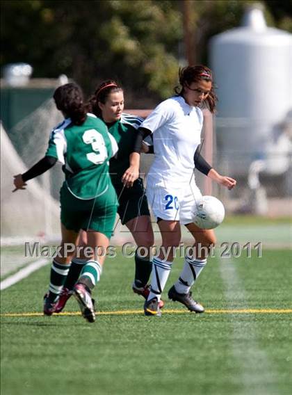 Thumbnail 3 in Tracy vs Rocklin (California Classic) photogallery.