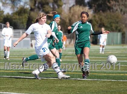 Thumbnail 1 in Tracy vs Rocklin (California Classic) photogallery.