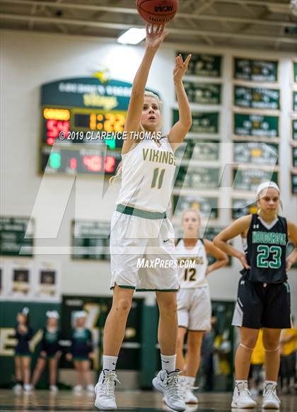 Thumbnail 1 in Woodgrove @ Loudoun Valley photogallery.