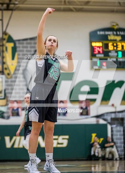 Thumbnail 1 in Woodgrove @ Loudoun Valley photogallery.