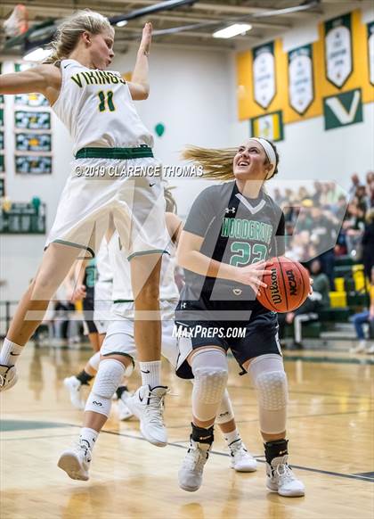 Thumbnail 1 in Woodgrove @ Loudoun Valley photogallery.