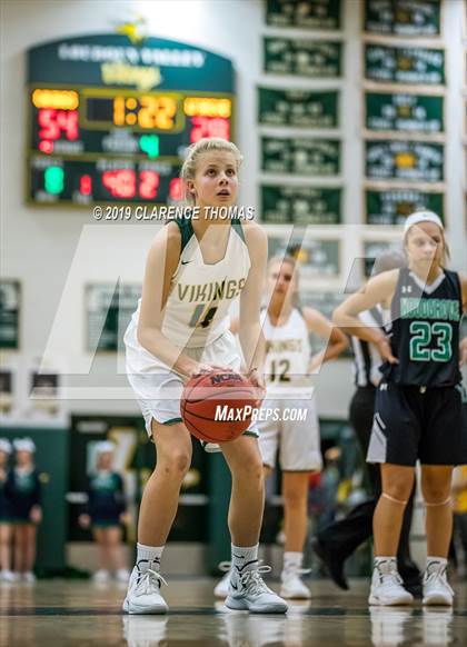 Thumbnail 3 in Woodgrove @ Loudoun Valley photogallery.