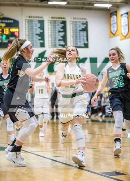 Thumbnail 3 in Woodgrove @ Loudoun Valley photogallery.