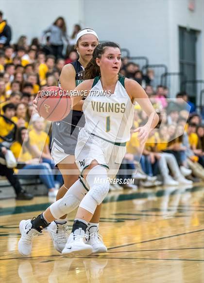 Thumbnail 3 in Woodgrove @ Loudoun Valley photogallery.
