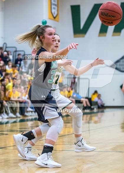 Thumbnail 1 in Woodgrove @ Loudoun Valley photogallery.