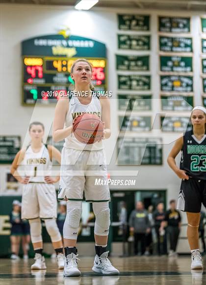 Thumbnail 2 in Woodgrove @ Loudoun Valley photogallery.