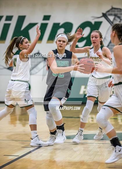 Thumbnail 2 in Woodgrove @ Loudoun Valley photogallery.