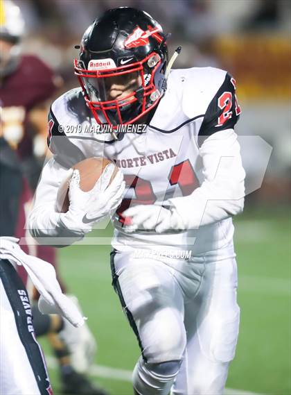 Thumbnail 2 in Simi Valley vs. Norte Vista (CIF SS D10 Quarterfinal) photogallery.