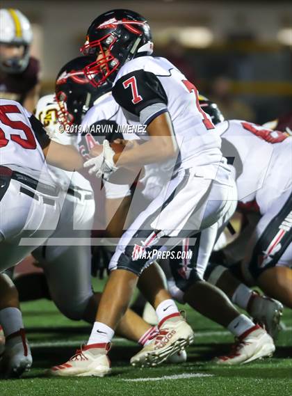 Thumbnail 2 in Simi Valley vs. Norte Vista (CIF SS D10 Quarterfinal) photogallery.