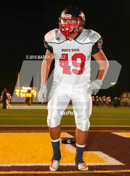 Thumbnail 3 in Simi Valley vs. Norte Vista (CIF SS D10 Quarterfinal) photogallery.