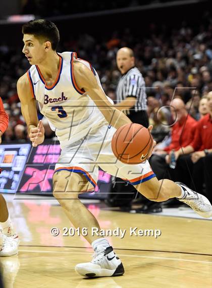 Thumbnail 2 in Chaminade vs. Rainier Beach  (Bass Pro Tournament of Champions) photogallery.