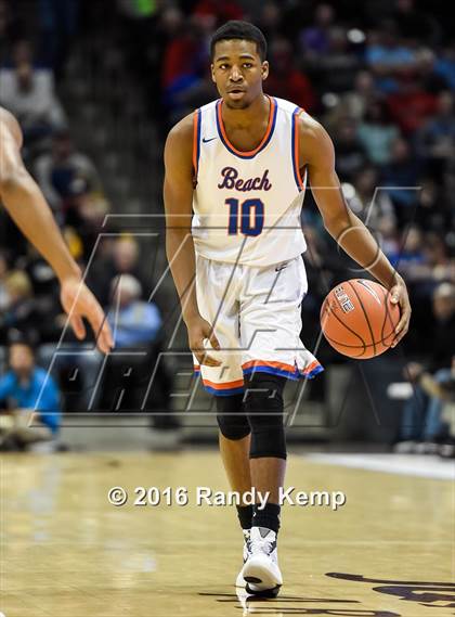 Thumbnail 1 in Chaminade vs. Rainier Beach  (Bass Pro Tournament of Champions) photogallery.