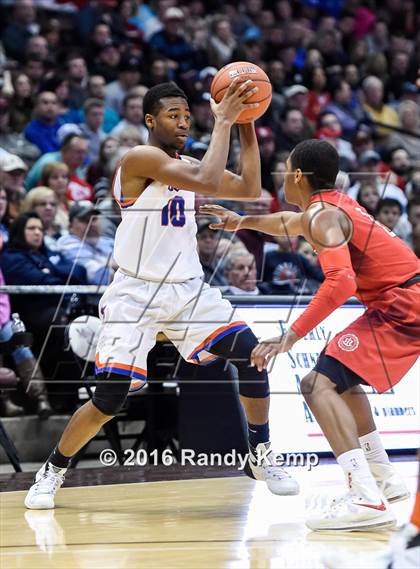 Thumbnail 3 in Chaminade vs. Rainier Beach  (Bass Pro Tournament of Champions) photogallery.