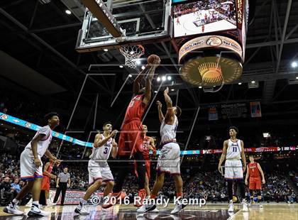 Thumbnail 3 in Chaminade vs. Rainier Beach  (Bass Pro Tournament of Champions) photogallery.