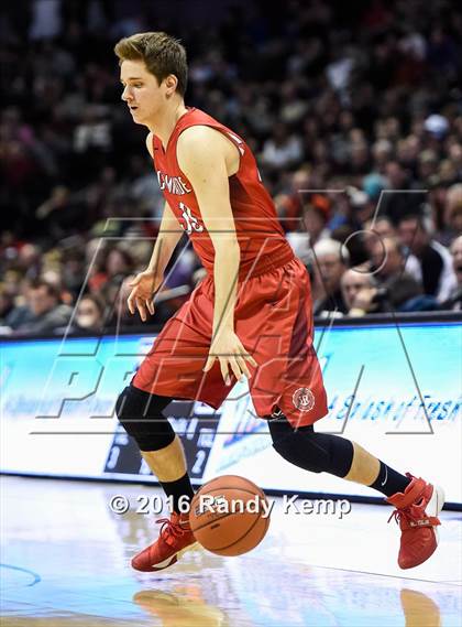 Thumbnail 2 in Chaminade vs. Rainier Beach  (Bass Pro Tournament of Champions) photogallery.
