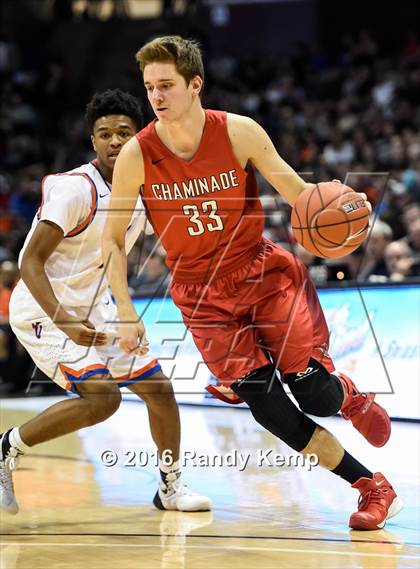Thumbnail 3 in Chaminade vs. Rainier Beach  (Bass Pro Tournament of Champions) photogallery.