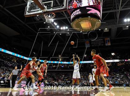 Thumbnail 3 in Chaminade vs. Rainier Beach  (Bass Pro Tournament of Champions) photogallery.